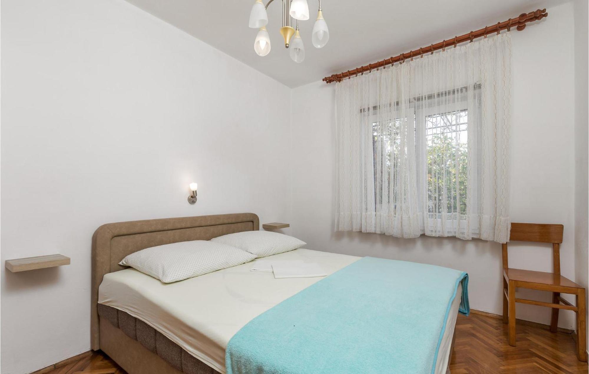 Nice Apartment In Sv,Juraj With Kitchen Светий Юрай Екстер'єр фото